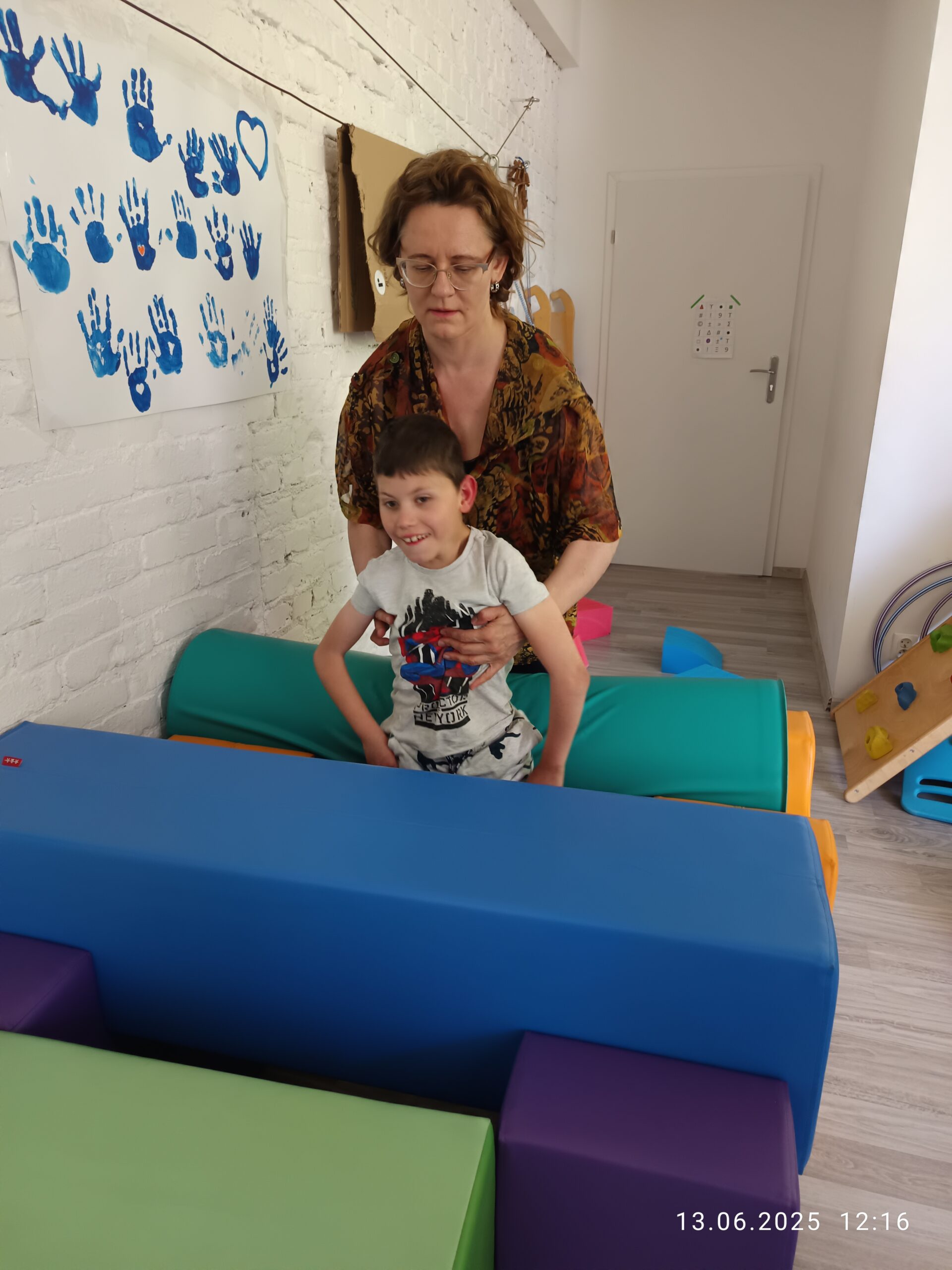 Szczepanek na zajęciach z integracji sensorycznej